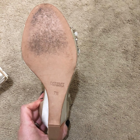 Barely worn Badgley Mischka Wedge - Picture 6 of 7